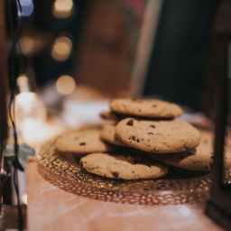 babd|Hall Classic Chocolate Chip Cookies